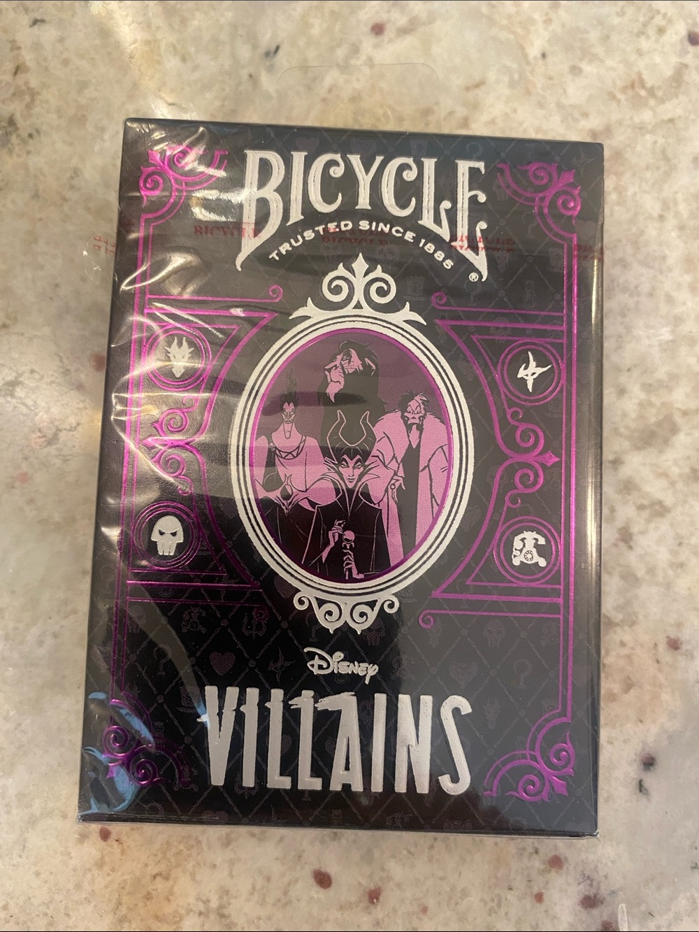 Bicycle Disney Villains Playing Cards NIP NWT